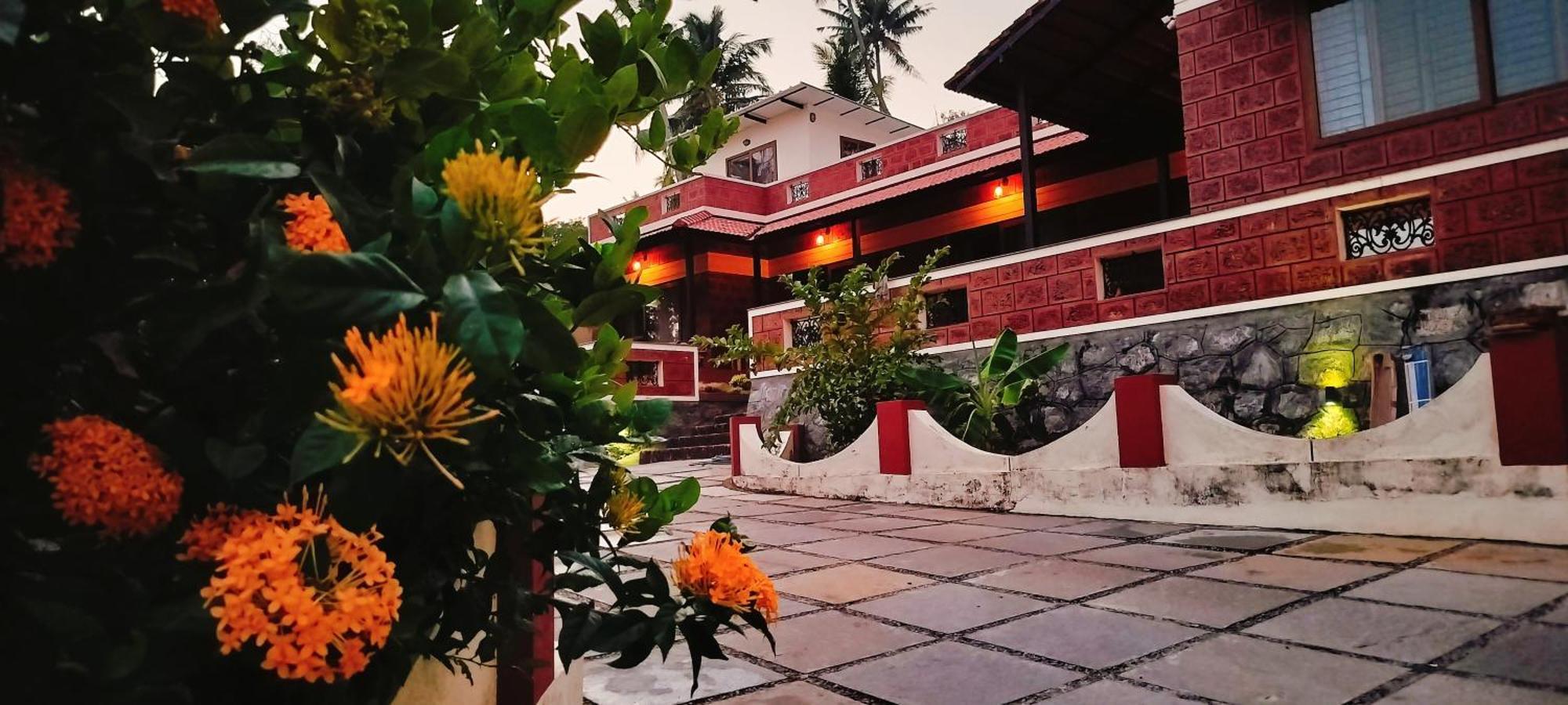 The Ixora - A Boutique Homestay Varkala Luaran gambar